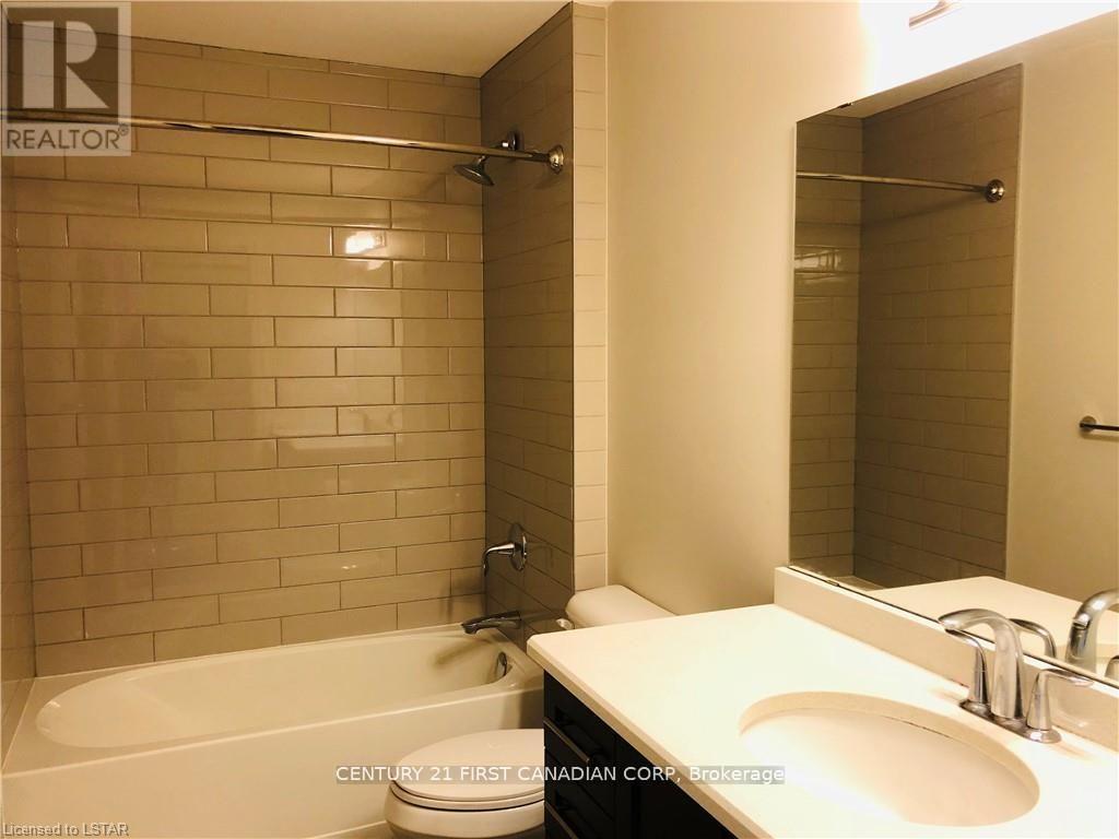 608 - 260 Villagewalk Boulevard, London North, Ontario  N5X 0A6 - Photo 21 - X13086030