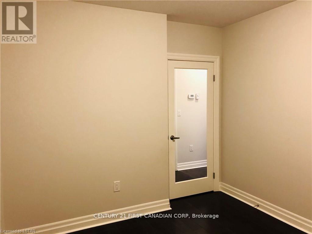 608 - 260 Villagewalk Boulevard, London North, Ontario  N5X 0A6 - Photo 24 - X13086030