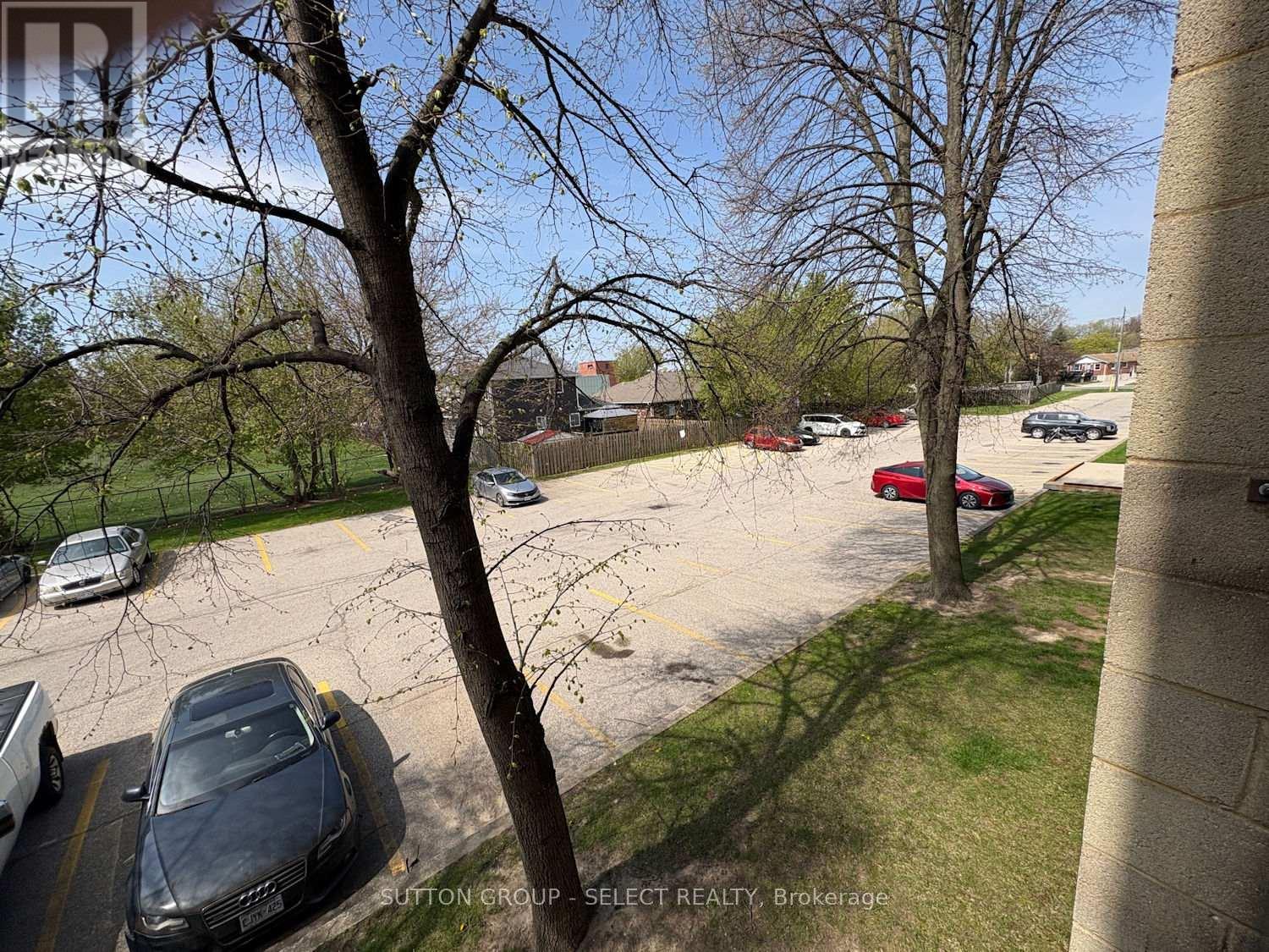 208 - 130 Park Avenue E, Chatham-Kent, Ontario  N7M 3V6 - Photo 14 - X13086062