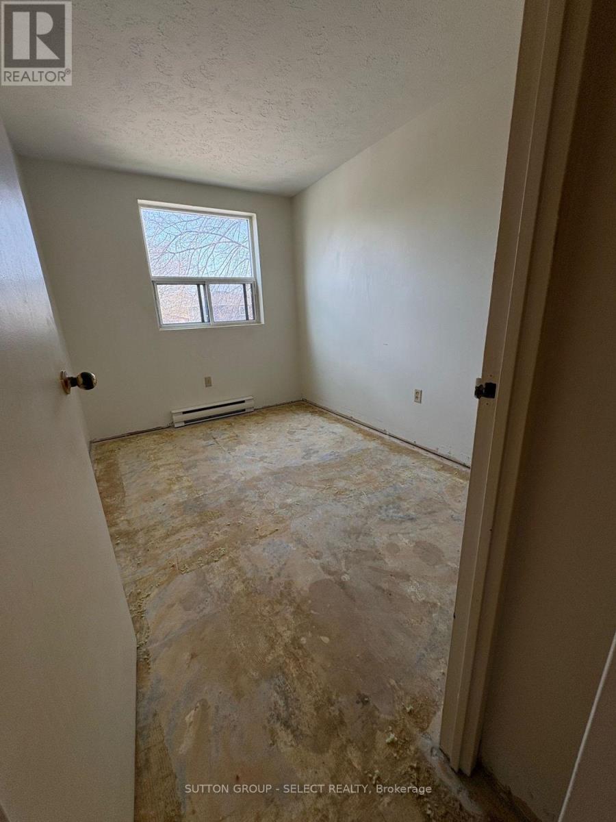 208 - 130 Park Avenue E, Chatham-Kent, Ontario  N7M 3V6 - Photo 19 - X13086062