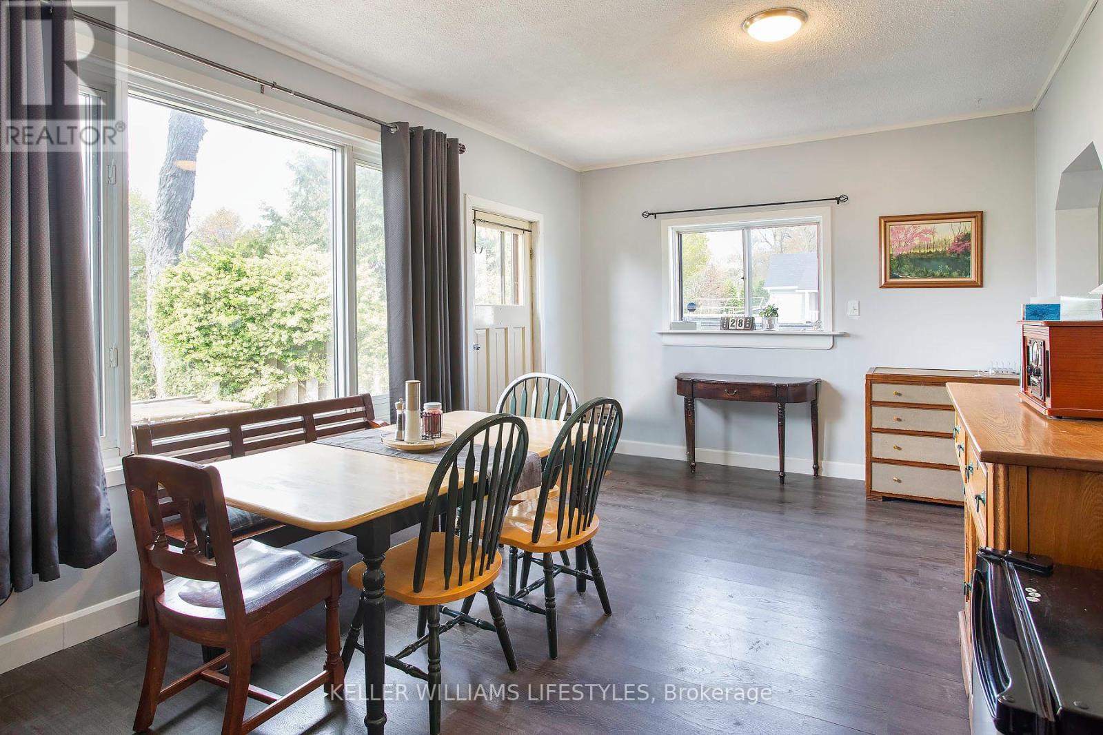 264 Upper Queen Street, Thames Centre, Ontario  N0M 2P0 - Photo 10 - X13086088