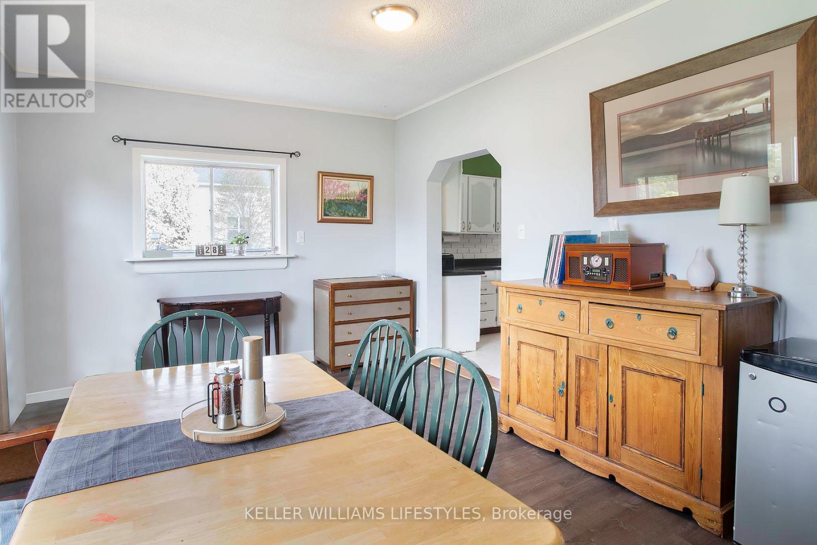 264 Upper Queen Street, Thames Centre, Ontario  N0M 2P0 - Photo 11 - X13086088