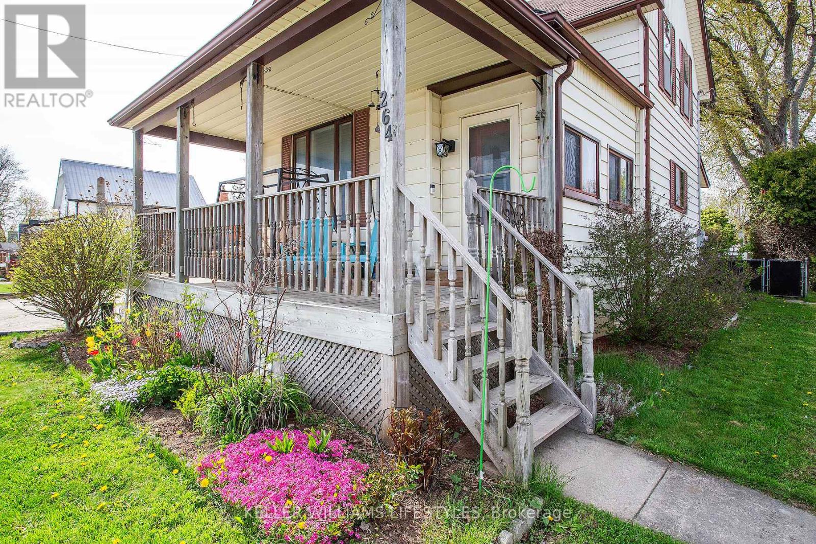 264 Upper Queen Street, Thames Centre, Ontario  N0M 2P0 - Photo 2 - X13086088