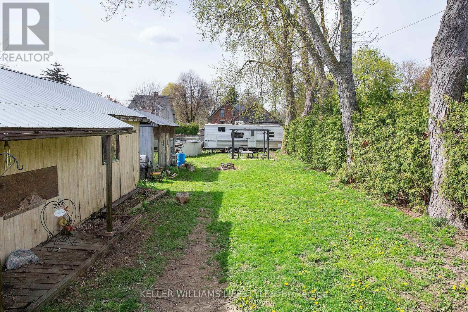 264 Upper Queen Street, Thames Centre, Ontario  N0M 2P0 - Photo 24 - X13086088