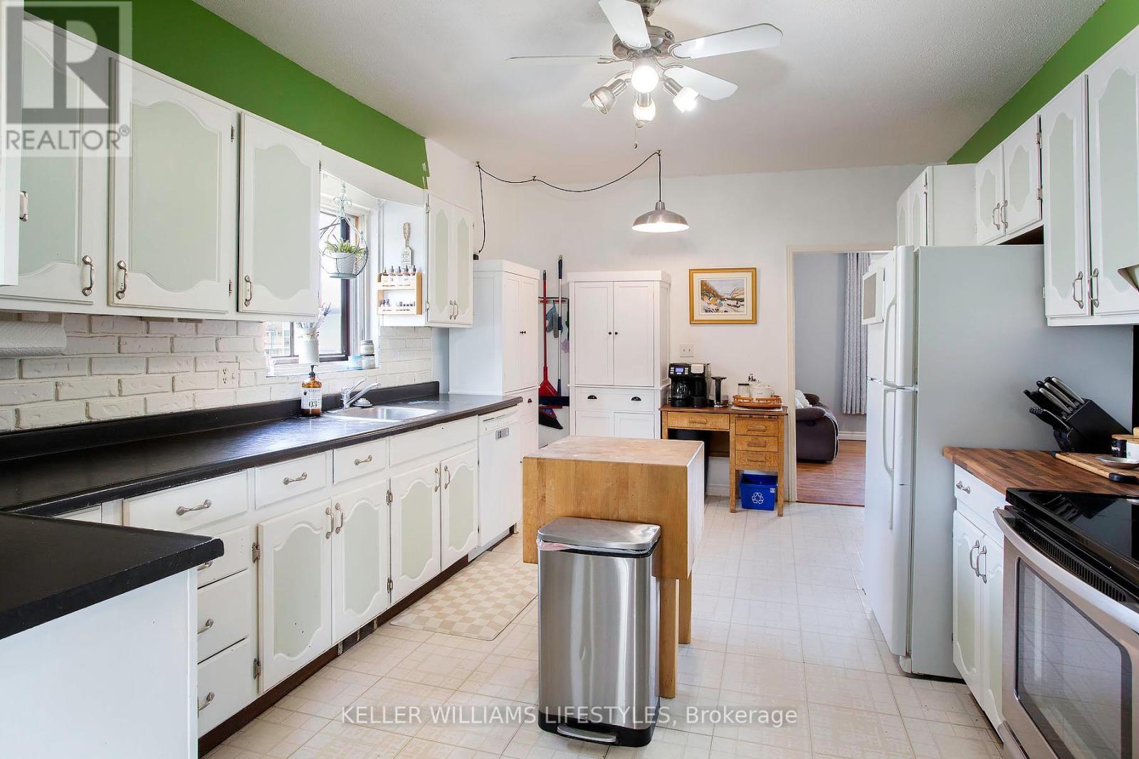 264 Upper Queen Street, Thames Centre, Ontario  N0M 2P0 - Photo 6 - X13086088
