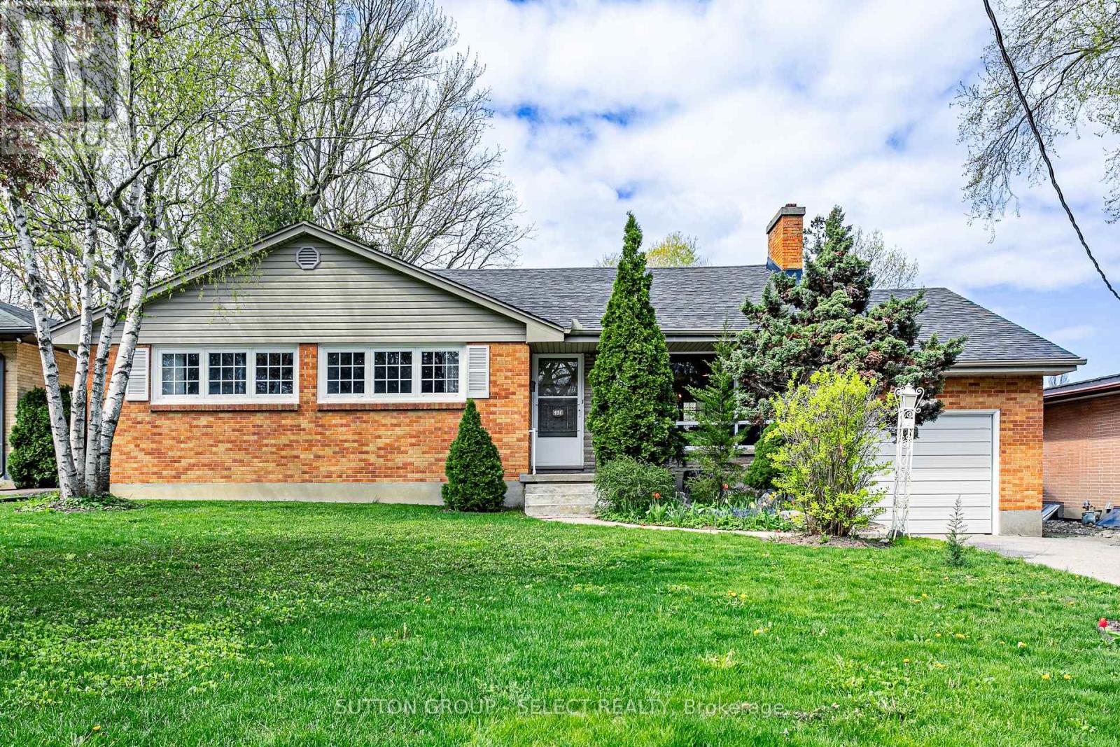 451 RIDOUT STREET S, London South, Ontario