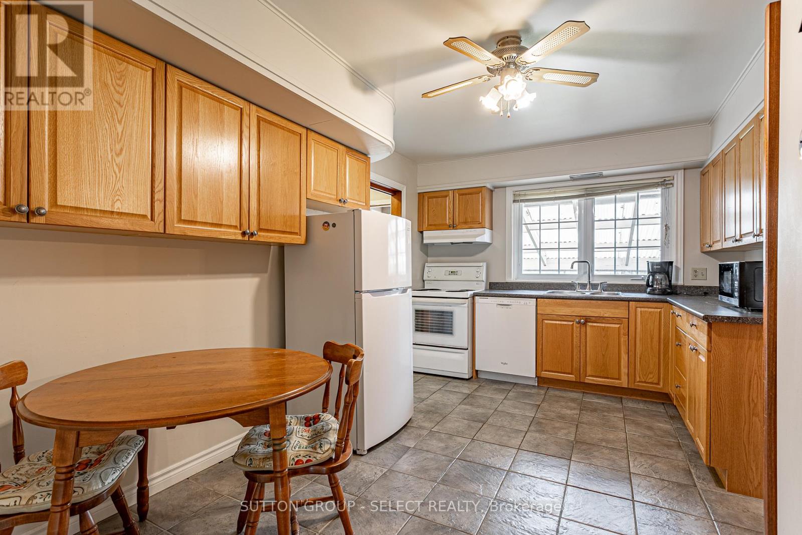 451 Ridout Street S, London South, Ontario  N6C 4A3 - Photo 10 - X13086118