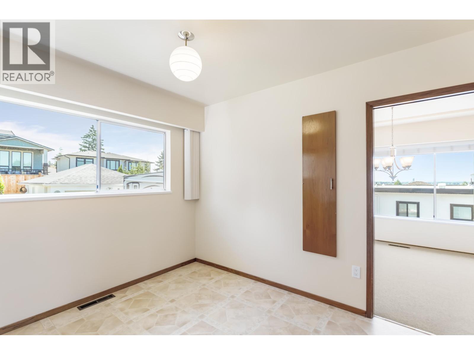 7988 Sussex Avenue, Burnaby, British Columbia  V5J 3W3 - Photo 20 - R3080892