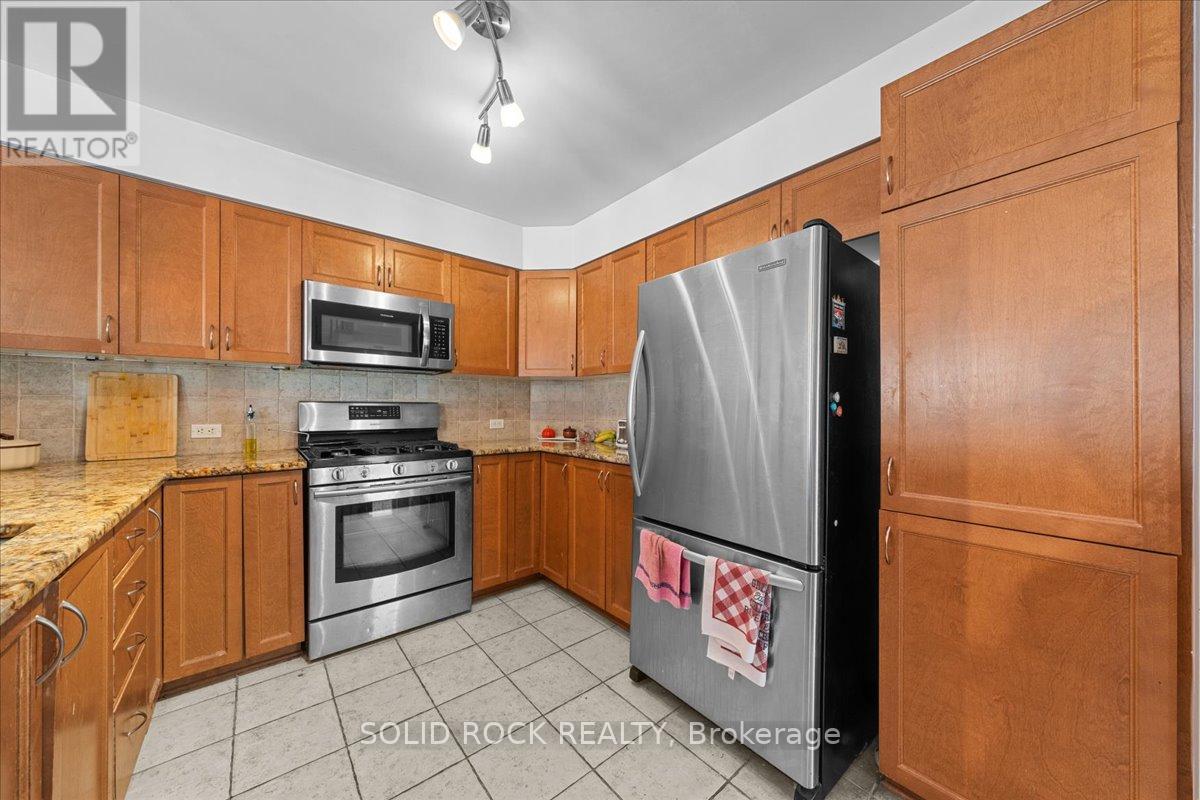 369 Citiplace Drive, Ottawa, Ontario  K2E 0A7 - Photo 8 - X13085892
