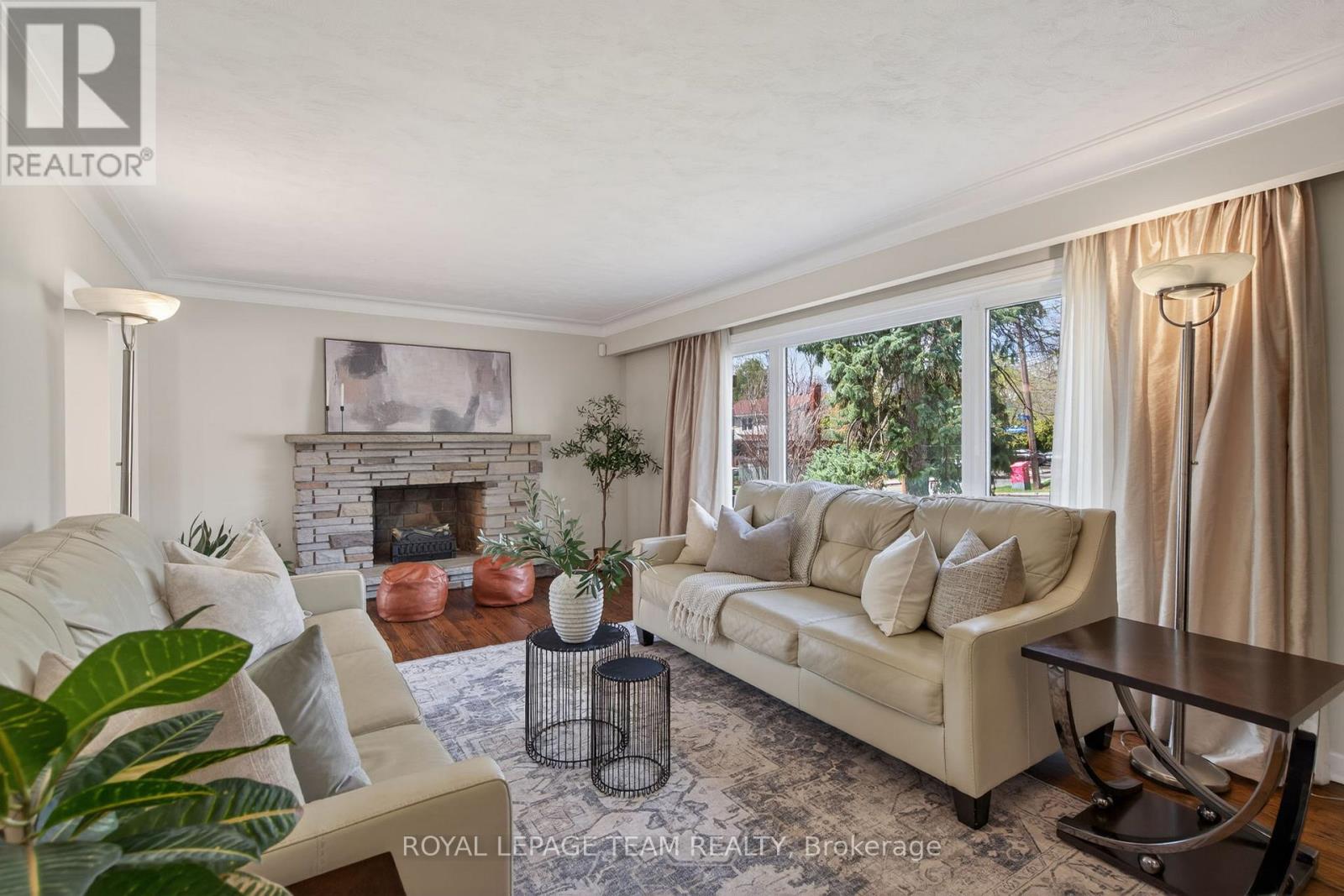 546 Dovercourt Avenue, Ottawa, Ontario  K2A 0V1 - Photo 2 - X13085988