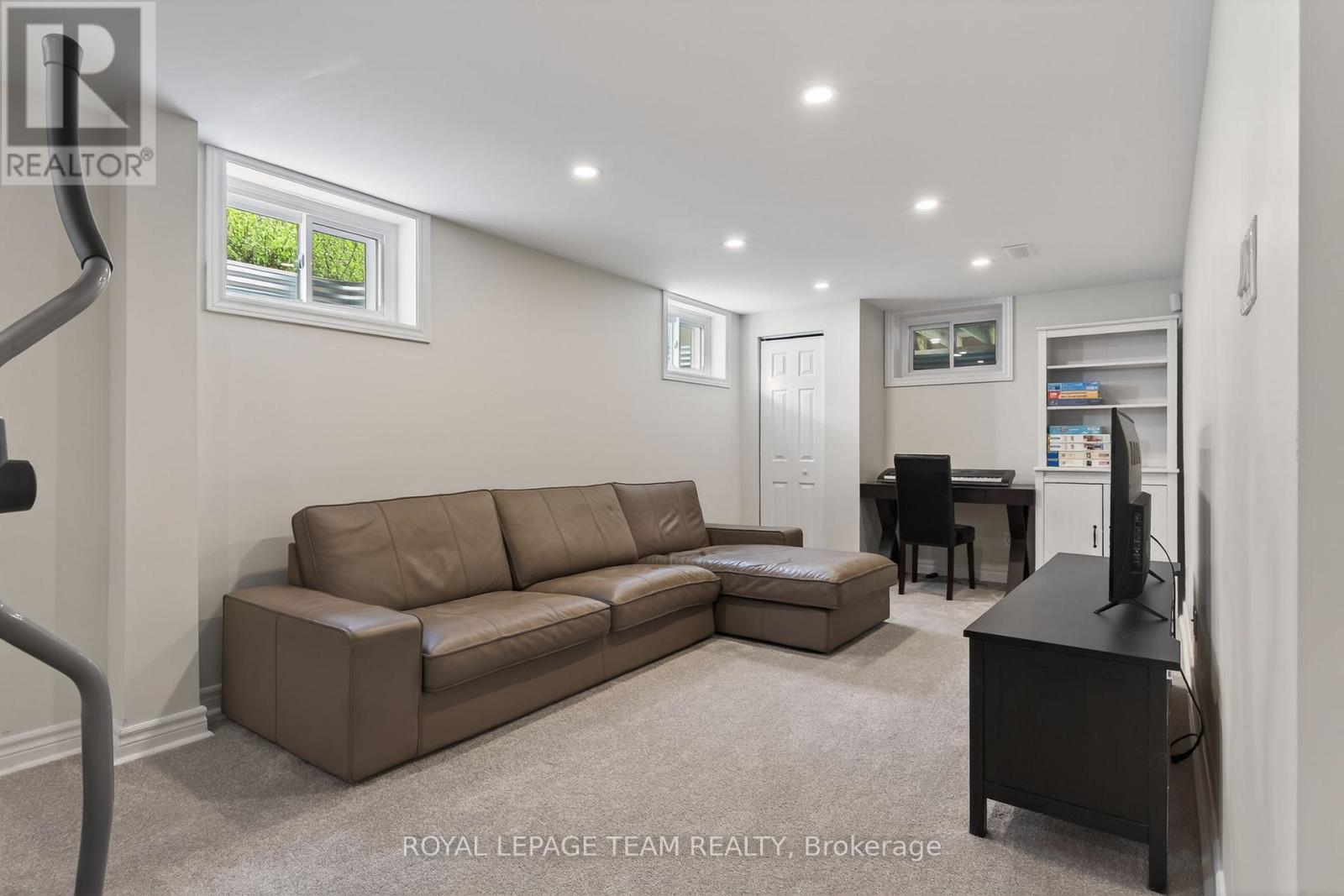 546 Dovercourt Avenue, Ottawa, Ontario  K2A 0V1 - Photo 33 - X13085988