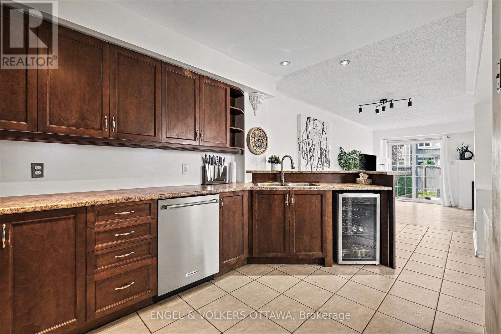 135 Lockhaven Private, Ottawa, Ontario  K2J 5L6 - Photo 14 - X13086014