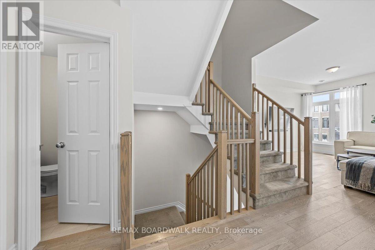 274 Pastel Way, Ottawa, Ontario  K2J 6C1 - Photo 3 - X13086082