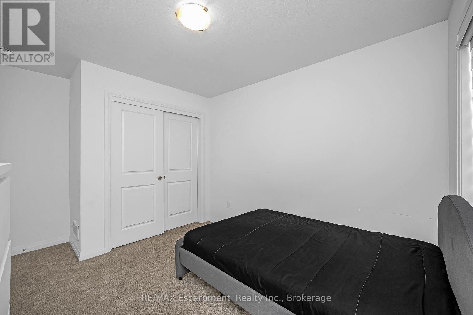 61 Wilson Drive, Thorold, Ontario  L2V 0M4 - Photo 23 - X13086074