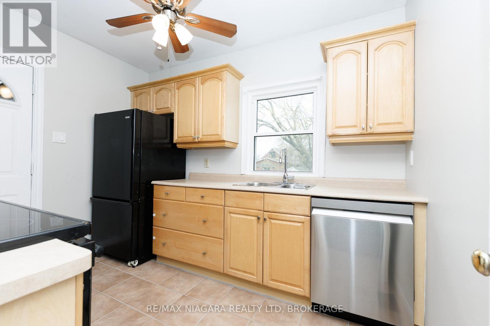 5015 Fifth Avenue, Niagara Falls, Ontario  L2E 4S6 - Photo 17 - X13086104