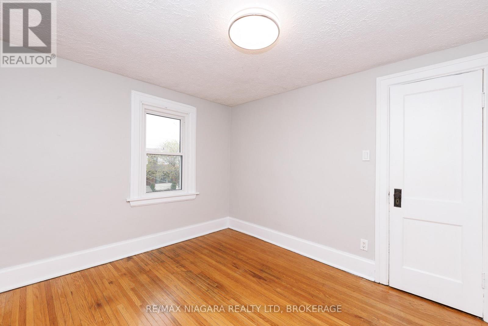 5015 Fifth Avenue, Niagara Falls, Ontario  L2E 4S6 - Photo 24 - X13086104