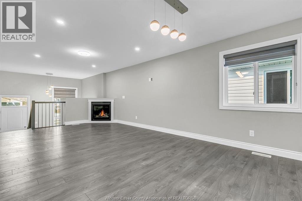 1858 Buckingham, Windsor, Ontario  N8T 2A8 - Photo 5 - 26010151