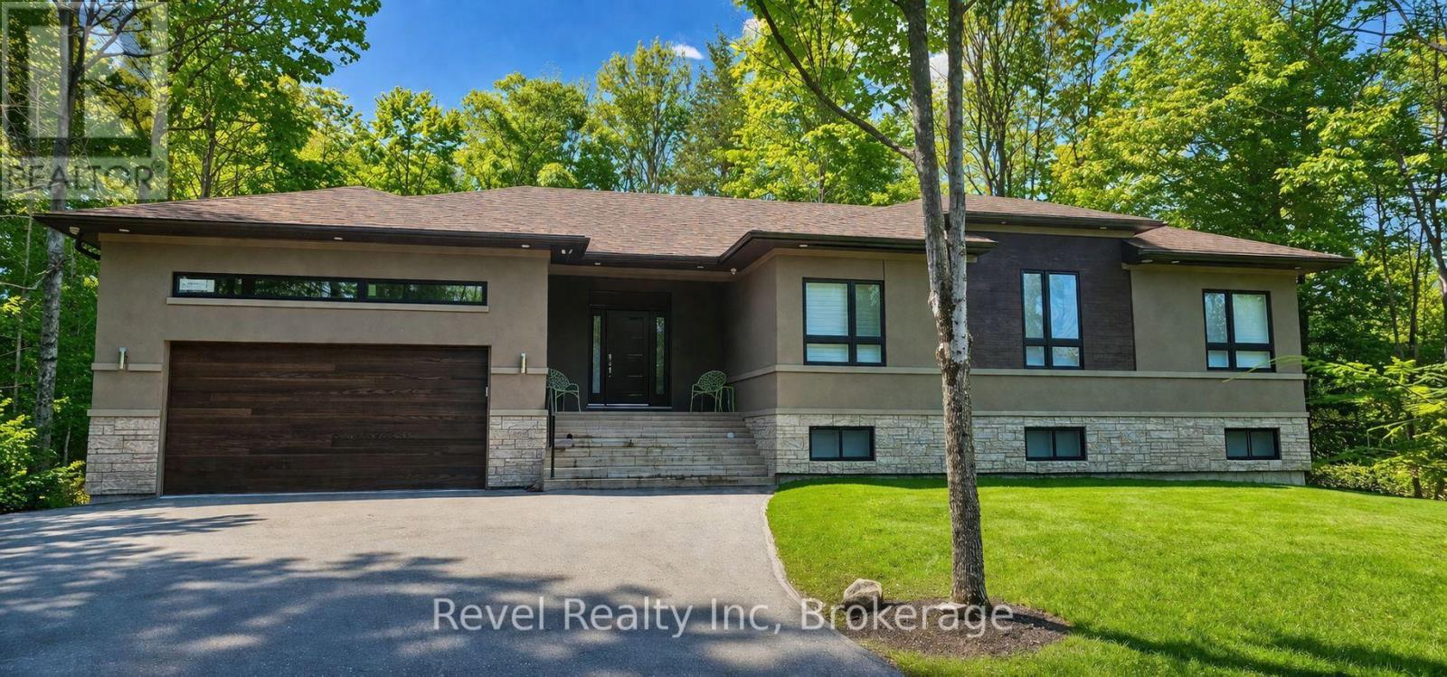 146 MOREAU PARKWAY, Tiny, Ontario