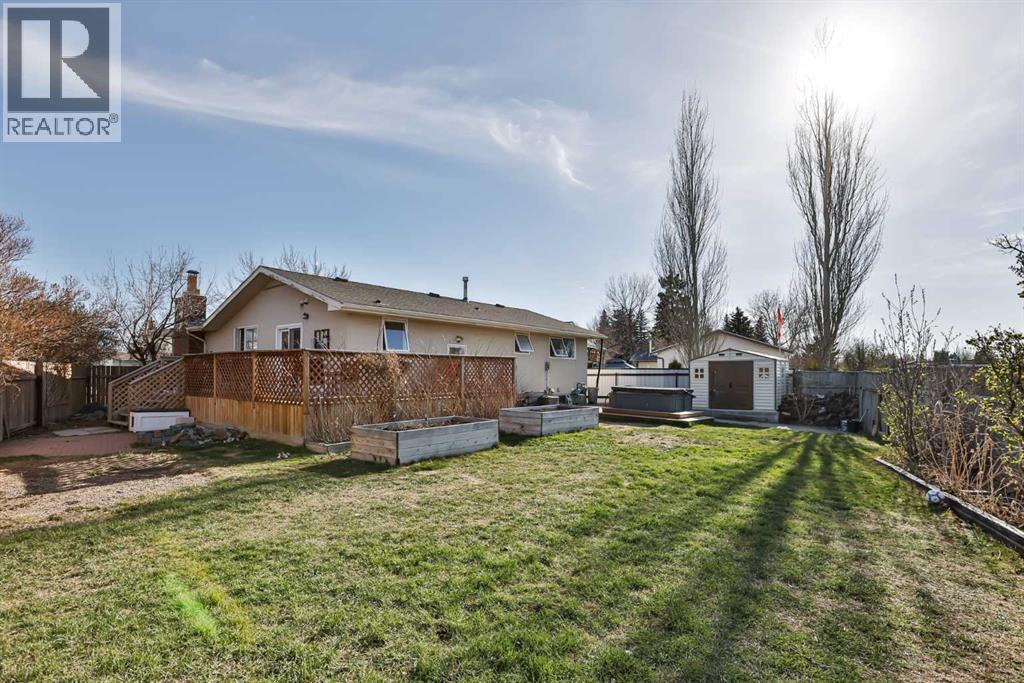 99 Lemoyne Crescent W, Lethbridge, Alberta  T1K 4A4 - Photo 31 - A2306254