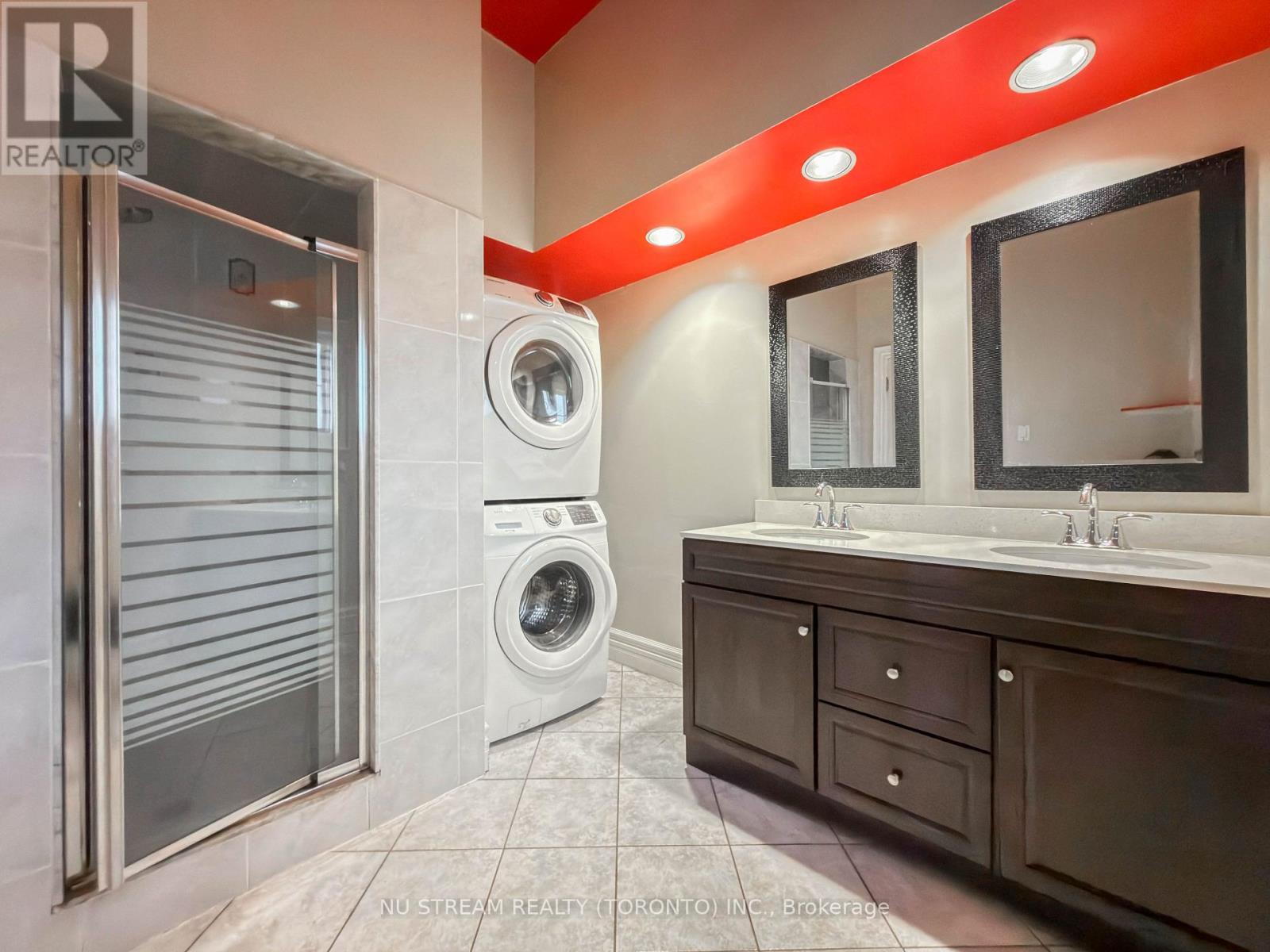 72 Snively Street, Richmond Hill, Ontario  L4E 3E6 - Photo 8 - N12783162
