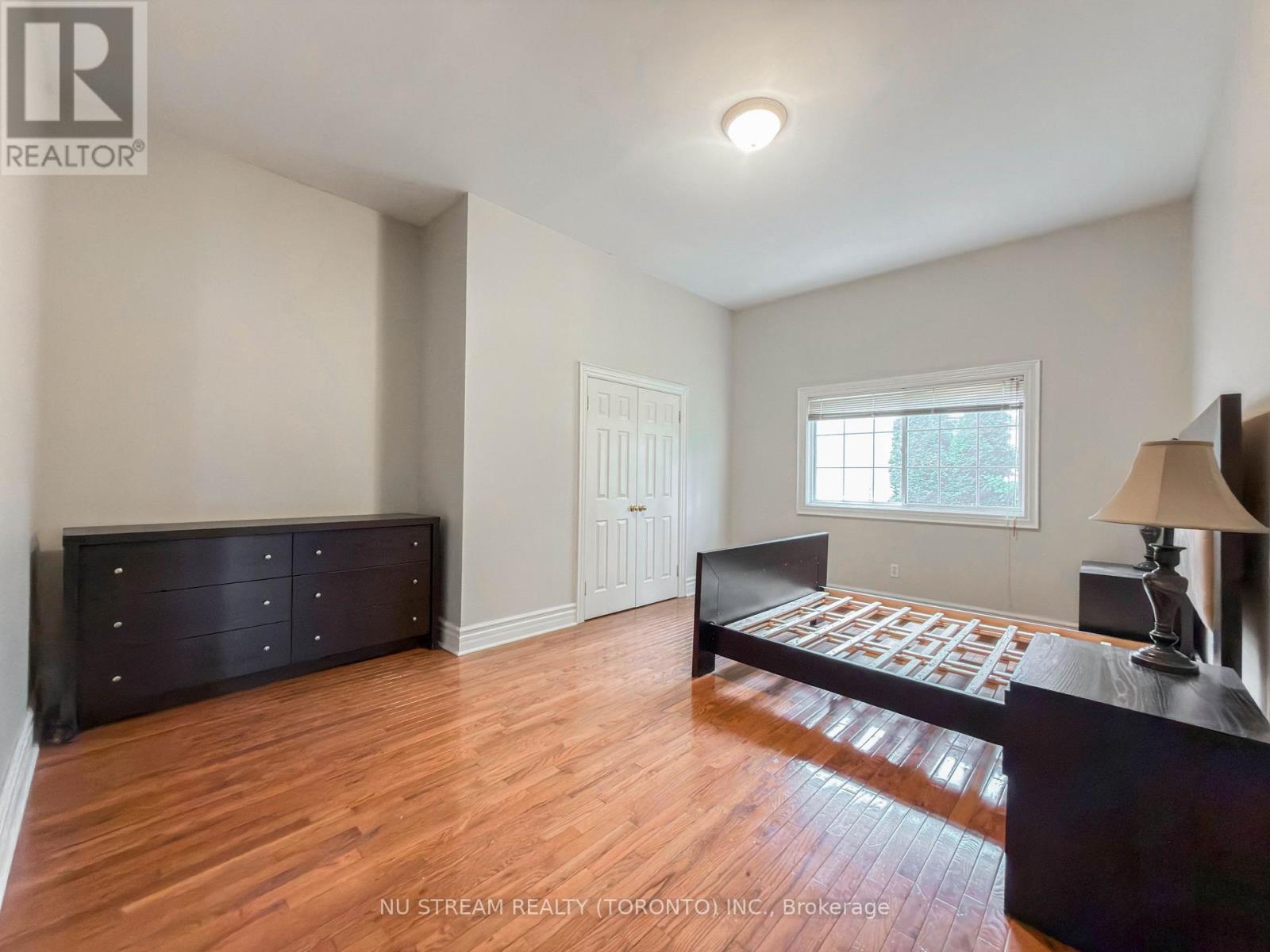 72 Snively Street, Richmond Hill, Ontario  L4E 3E6 - Photo 7 - N12783162