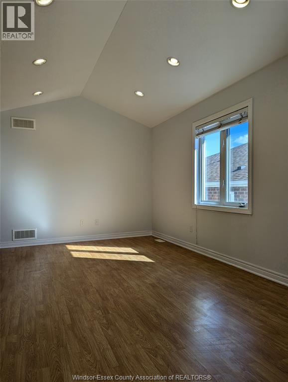 4454 Tumbleweed Crescent, Windsor, Ontario  N9G 3C2 - Photo 4 - 26010155
