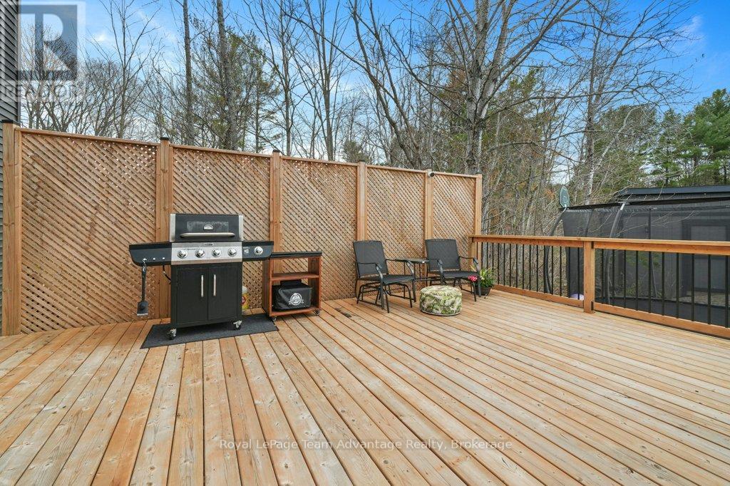 55 Dennis Drive, Parry Sound, Ontario  P2A 2H9 - Photo 14 - X13085982
