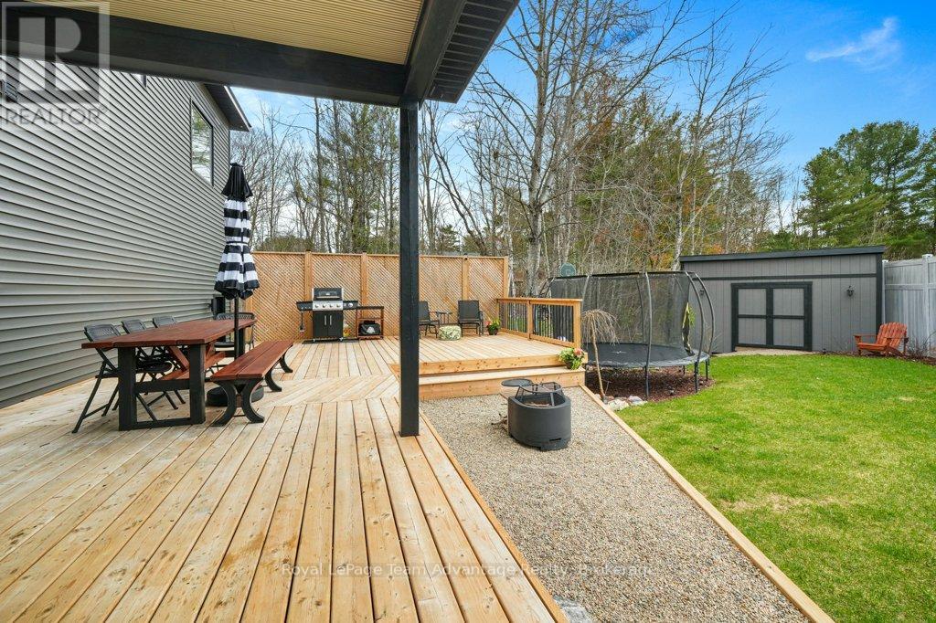 55 Dennis Drive, Parry Sound, Ontario  P2A 2H9 - Photo 16 - X13085982