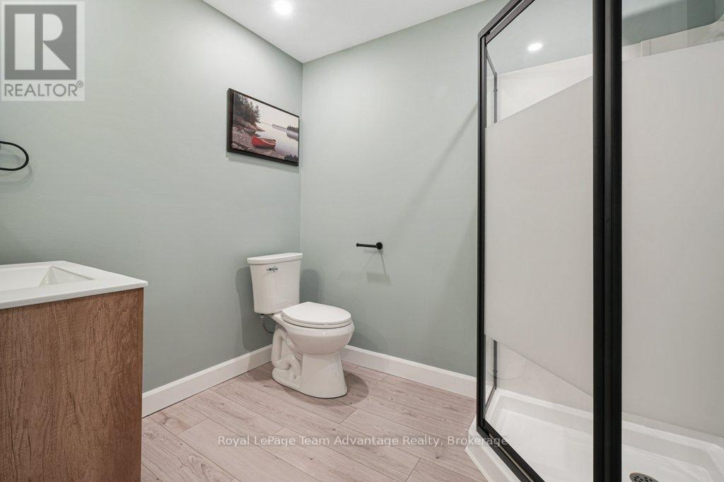 55 Dennis Drive, Parry Sound, Ontario  P2A 2H9 - Photo 37 - X13085982
