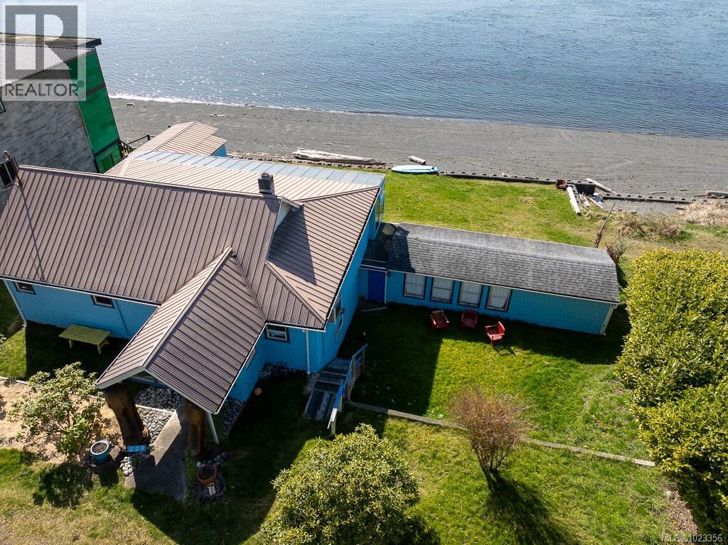 220 1st St, Sointula, British Columbia  V0N 3E0 - Photo 3 - 1023356