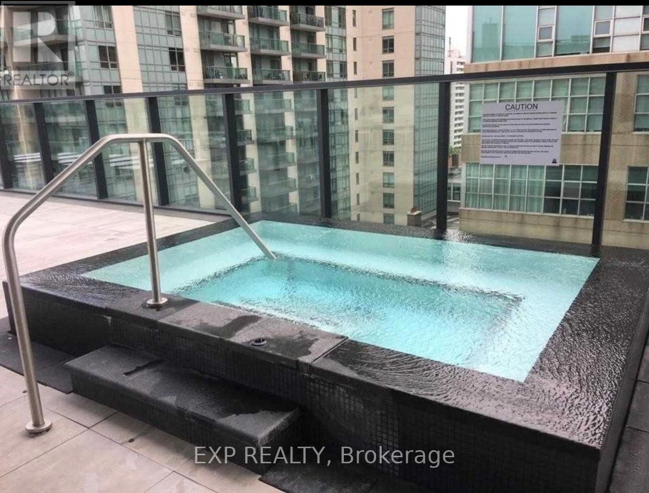 911 - 185 Roehampton Avenue, Toronto, Ontario  M4P 0C6 - Photo 17 - C13085966