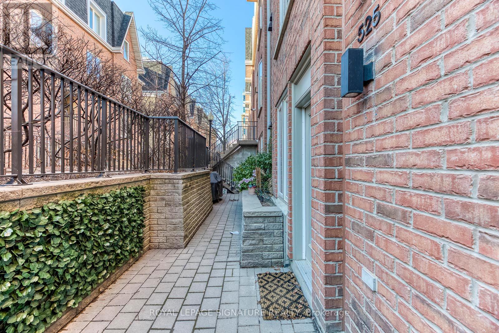 525 - 10 Douro Street, Toronto, Ontario  M6K 3M4 - Photo 4 - C13086084