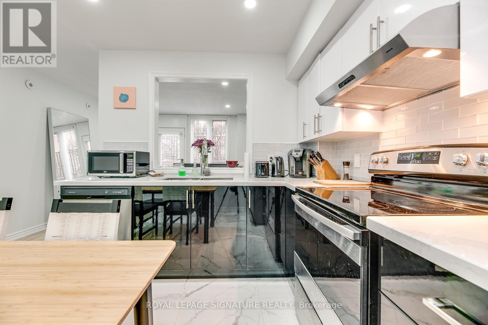 525 - 10 Douro Street, Toronto, Ontario  M6K 3M4 - Photo 9 - C13086084