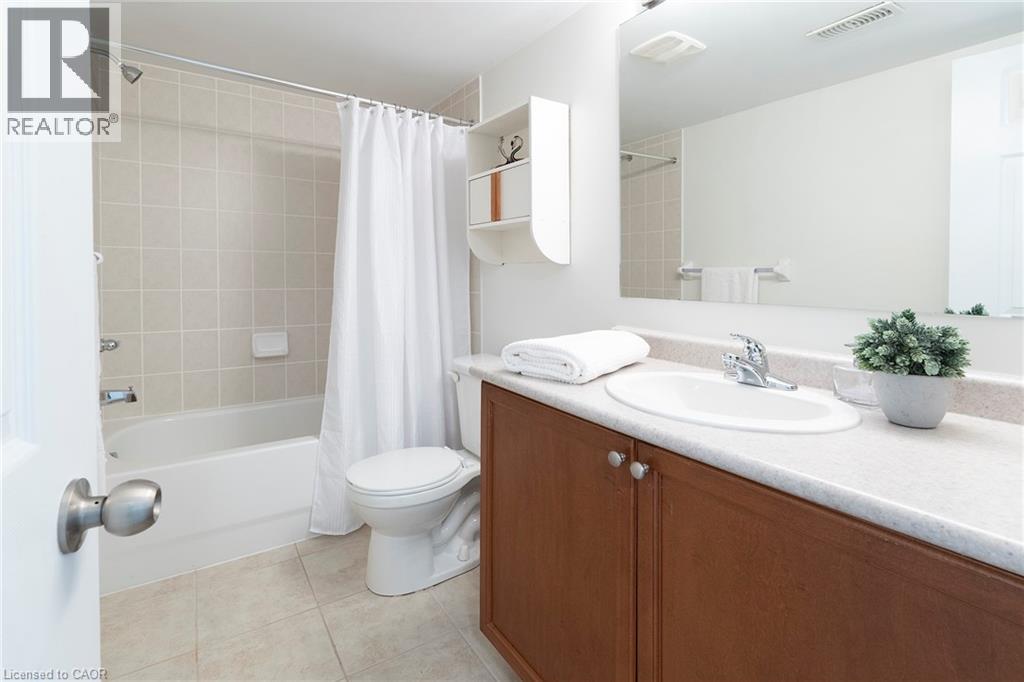 233 Duskywing Way Unit# 25, Oakville, Ontario  L6L 0C5 - Photo 18 - 40827197