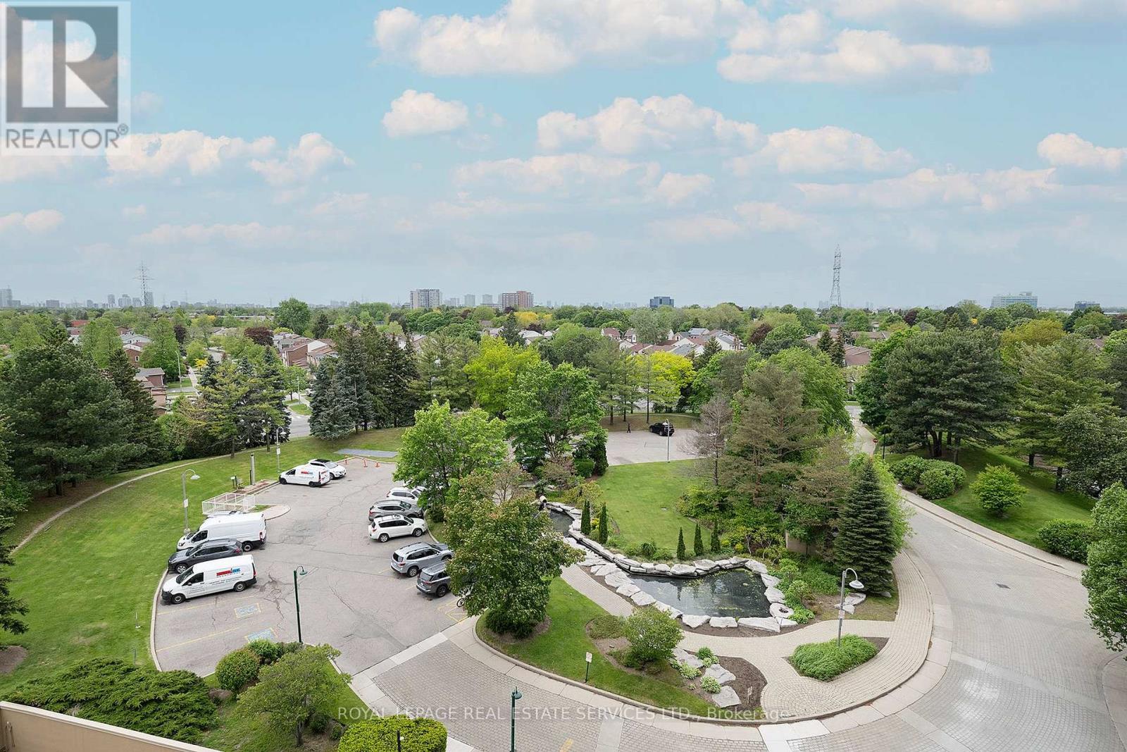 702 - 175 Bamburgh Circle, Toronto, Ontario  M1W 3X8 - Photo 13 - E13085946
