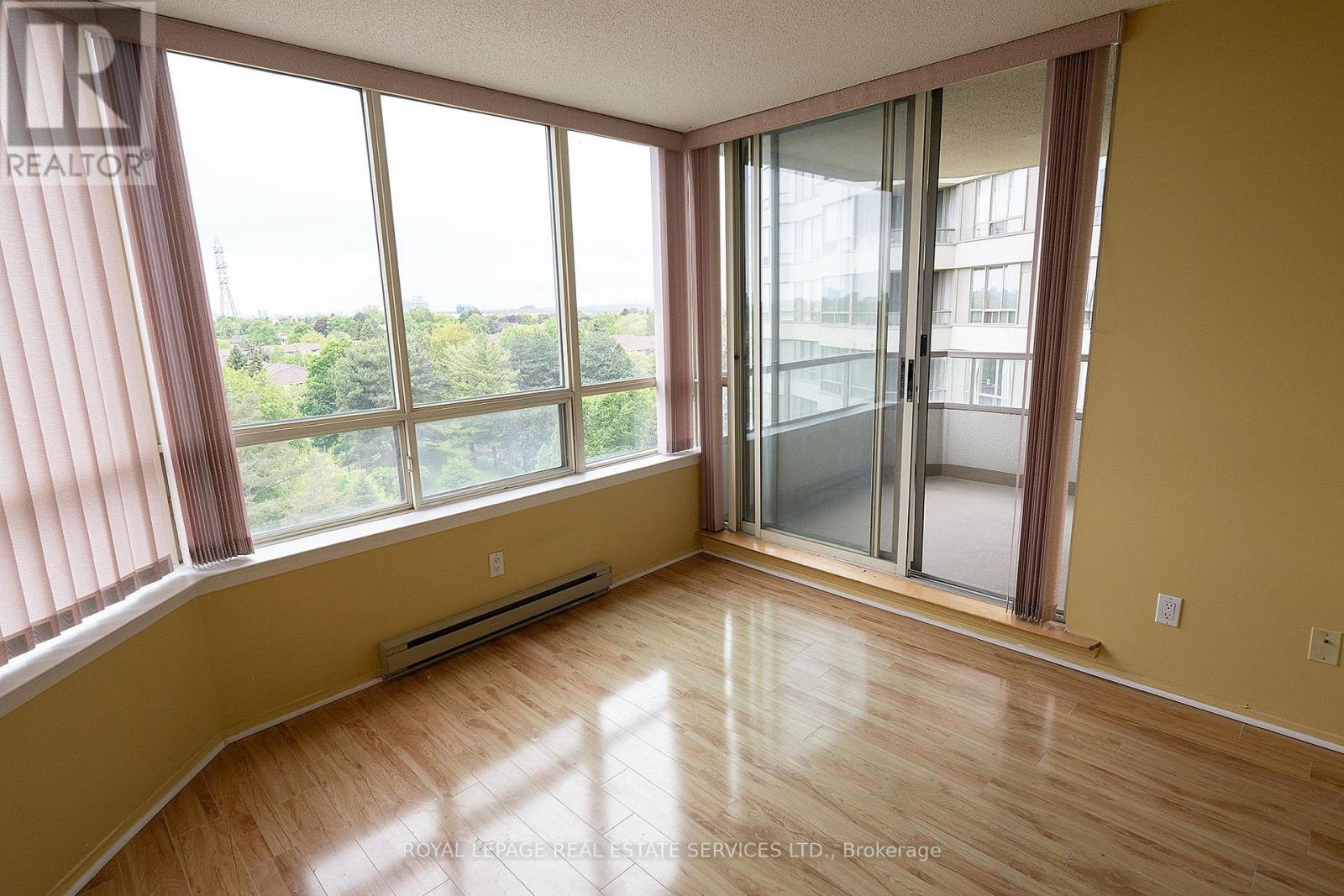 702 - 175 Bamburgh Circle, Toronto, Ontario  M1W 3X8 - Photo 16 - E13085946