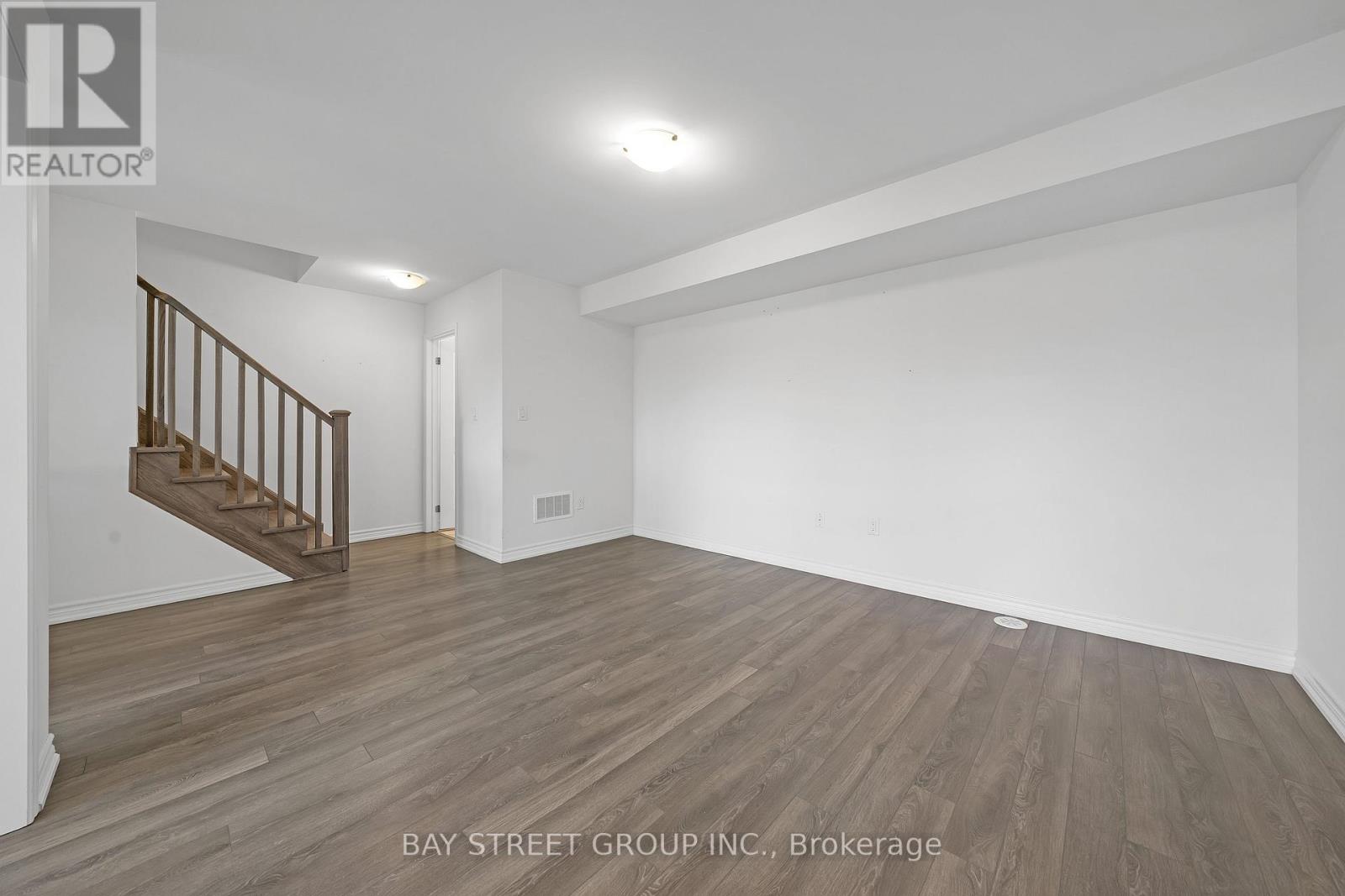 79 Bluegill Crescent, Whitby, Ontario  L1P 1Y5 - Photo 6 - E13085992