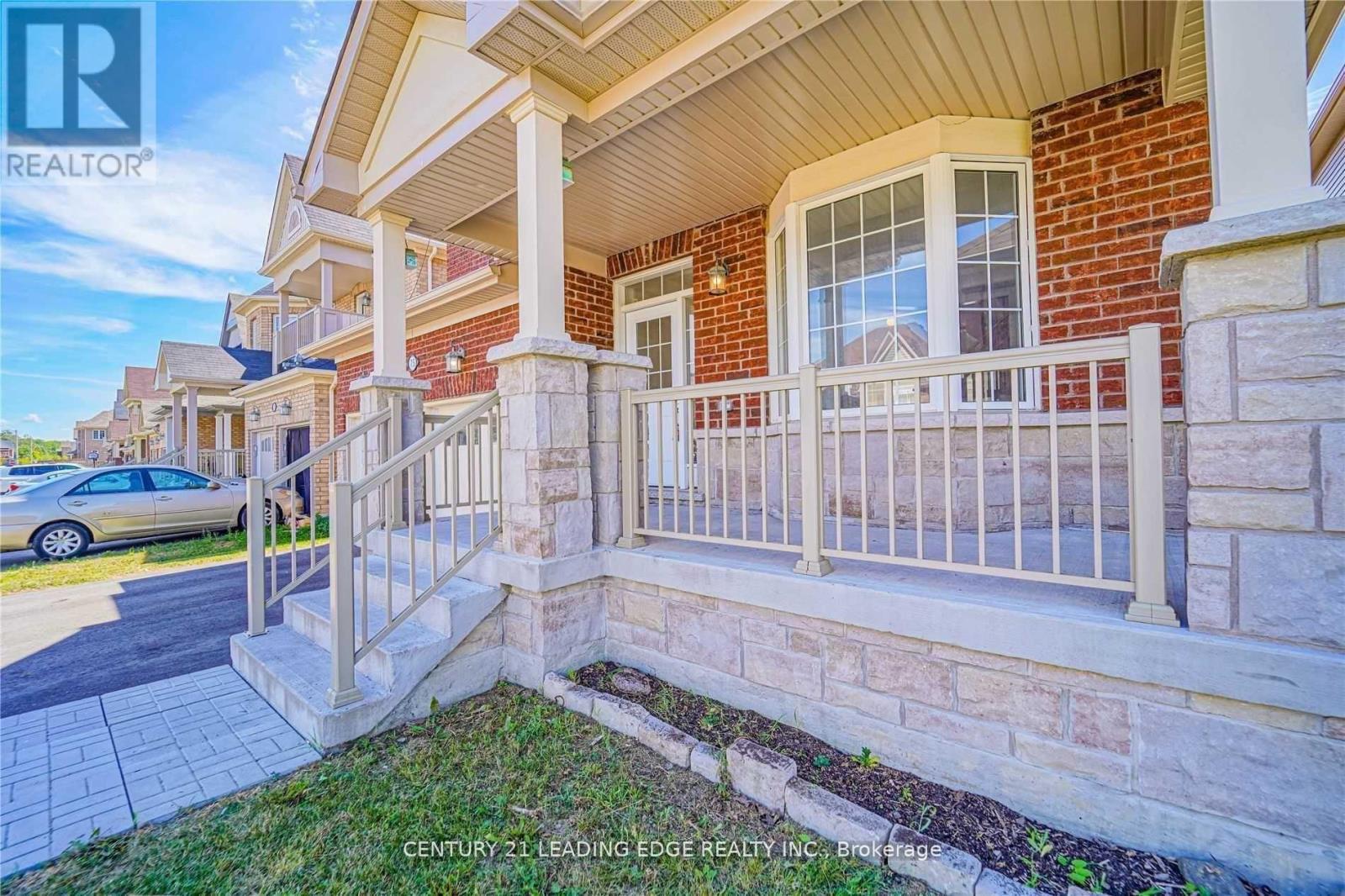 75 Henry Smith Avenue, Clarington, Ontario  L1C 3K2 - Photo 3 - E13086050
