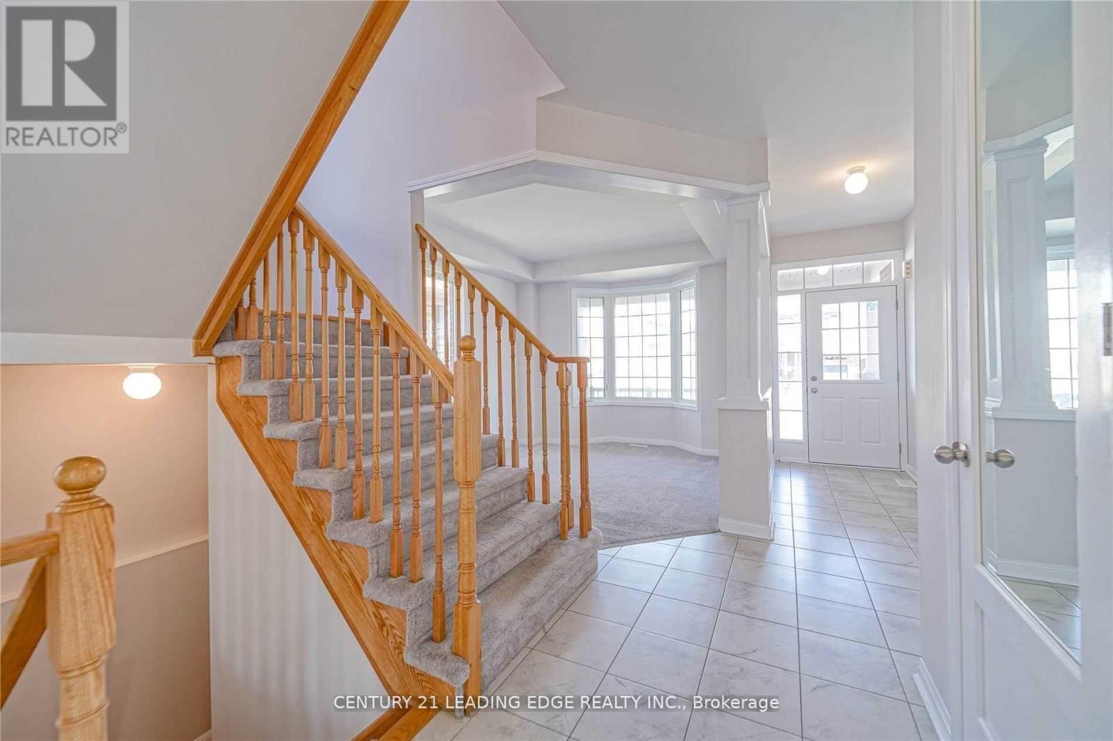 75 Henry Smith Avenue, Clarington, Ontario  L1C 3K2 - Photo 8 - E13086050