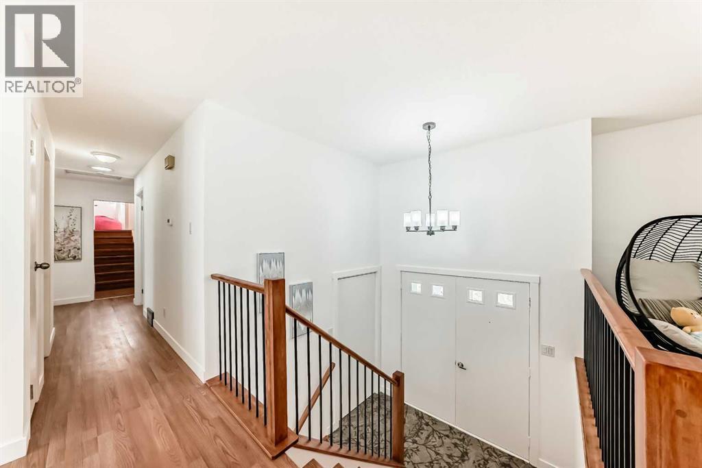 451 Huntbourne Hill NE, Calgary, Alberta  T2K 5G7 - Photo 2 - A2307579