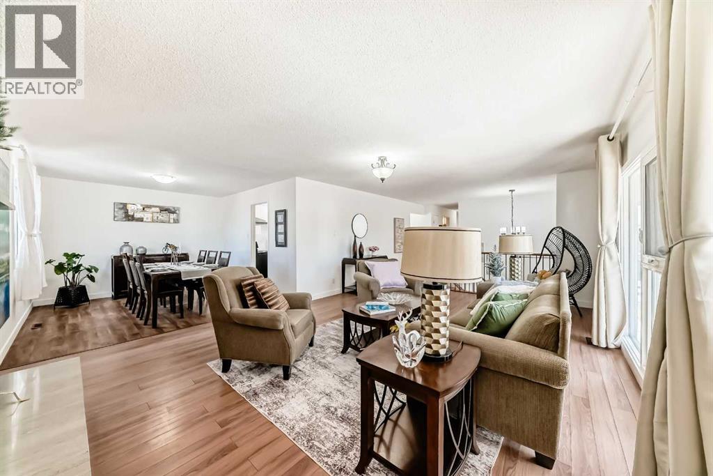 451 Huntbourne Hill NE, Calgary, Alberta  T2K 5G7 - Photo 8 - A2307579