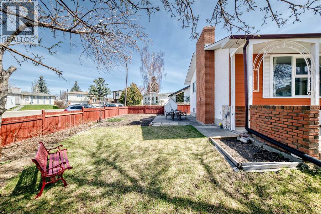 451 Huntbourne Hill NE, Calgary, Alberta  T2K 5G7 - Photo 41 - A2307579