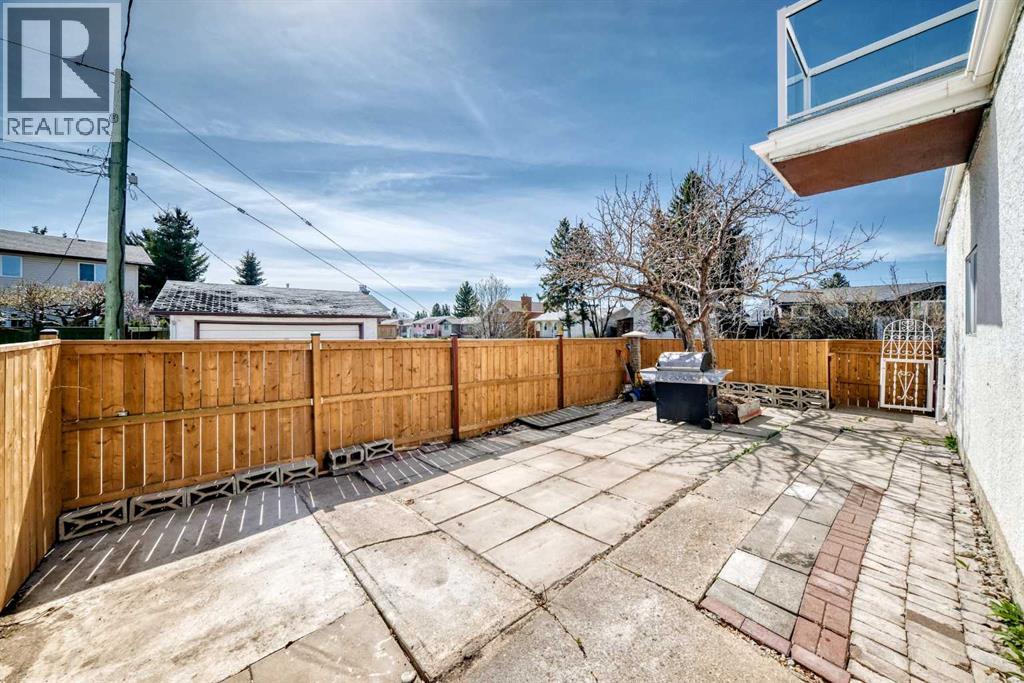 451 Huntbourne Hill NE, Calgary, Alberta  T2K 5G7 - Photo 37 - A2307579