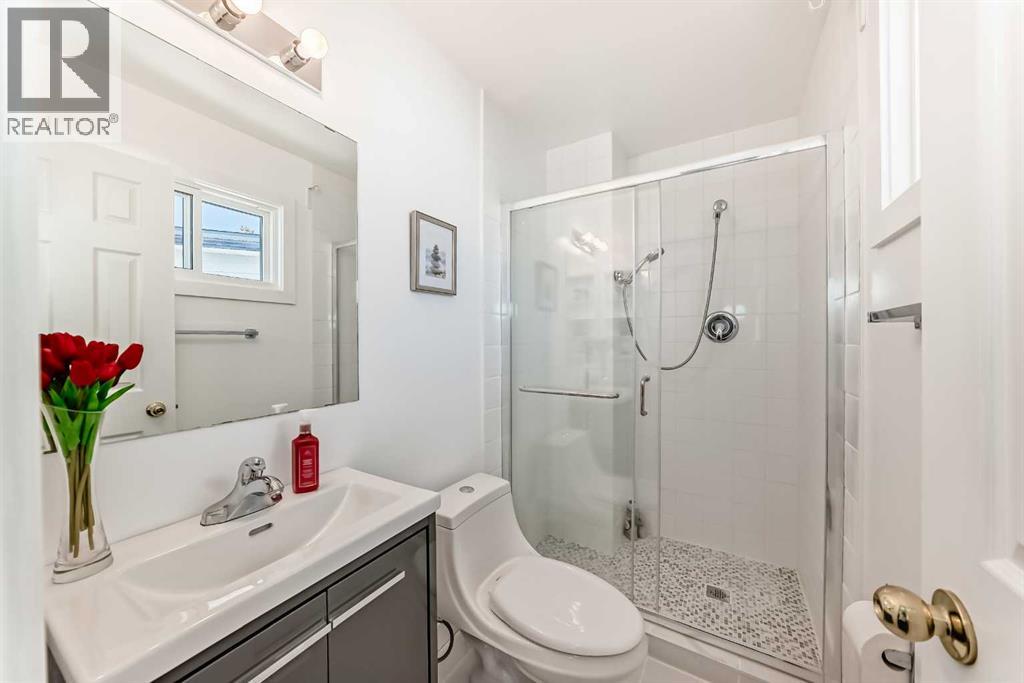 451 Huntbourne Hill NE, Calgary, Alberta  T2K 5G7 - Photo 14 - A2307579