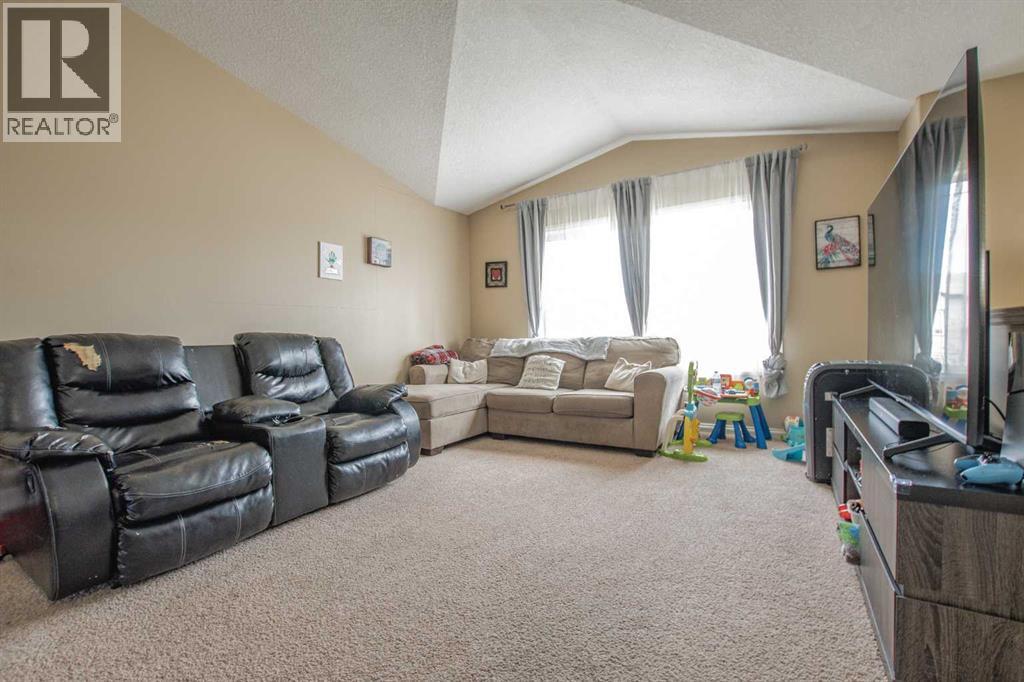 12010 102 A Street, Grande Prairie, Alberta  T8V 0M7 - Photo 3 - A2307073