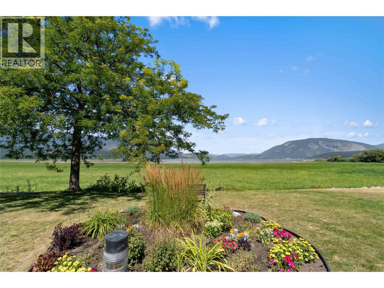 111 Harbourfront Drive NW Unit# 2, Salmon Arm, British Columbia  V1E 1A3 - Photo 72 - 10374426