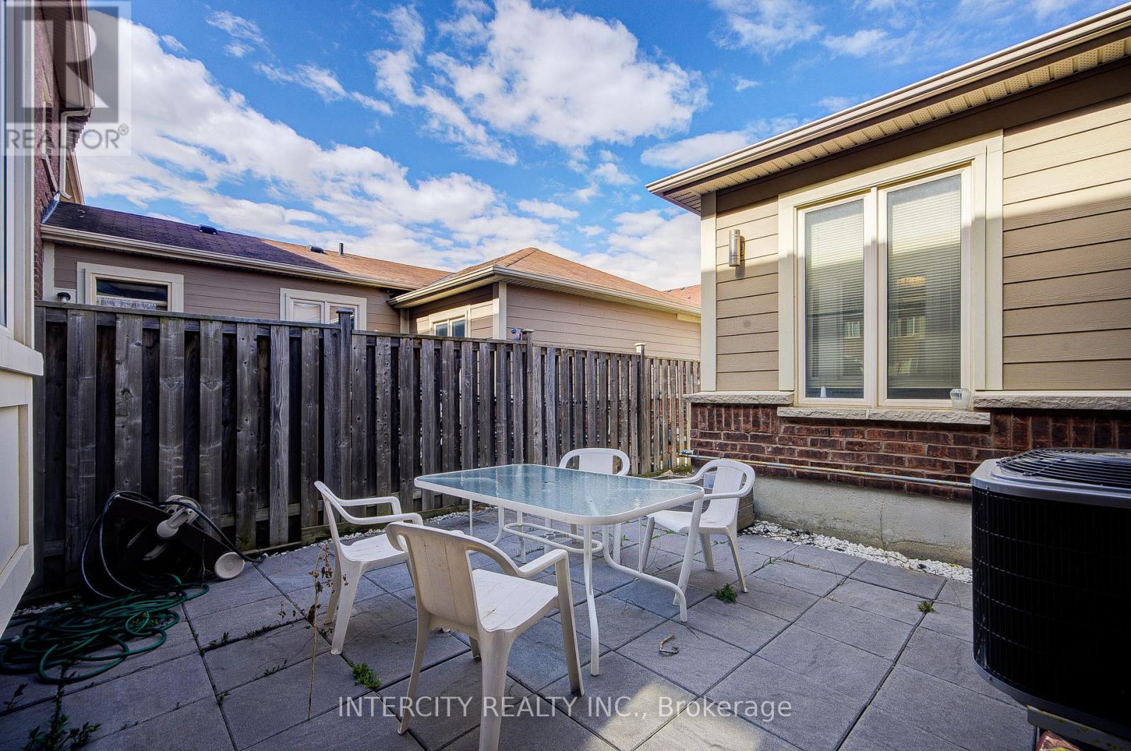 32 Ivory Silk Drive, Markham, Ontario  L6C 0G8 - Photo 45 - N13085870