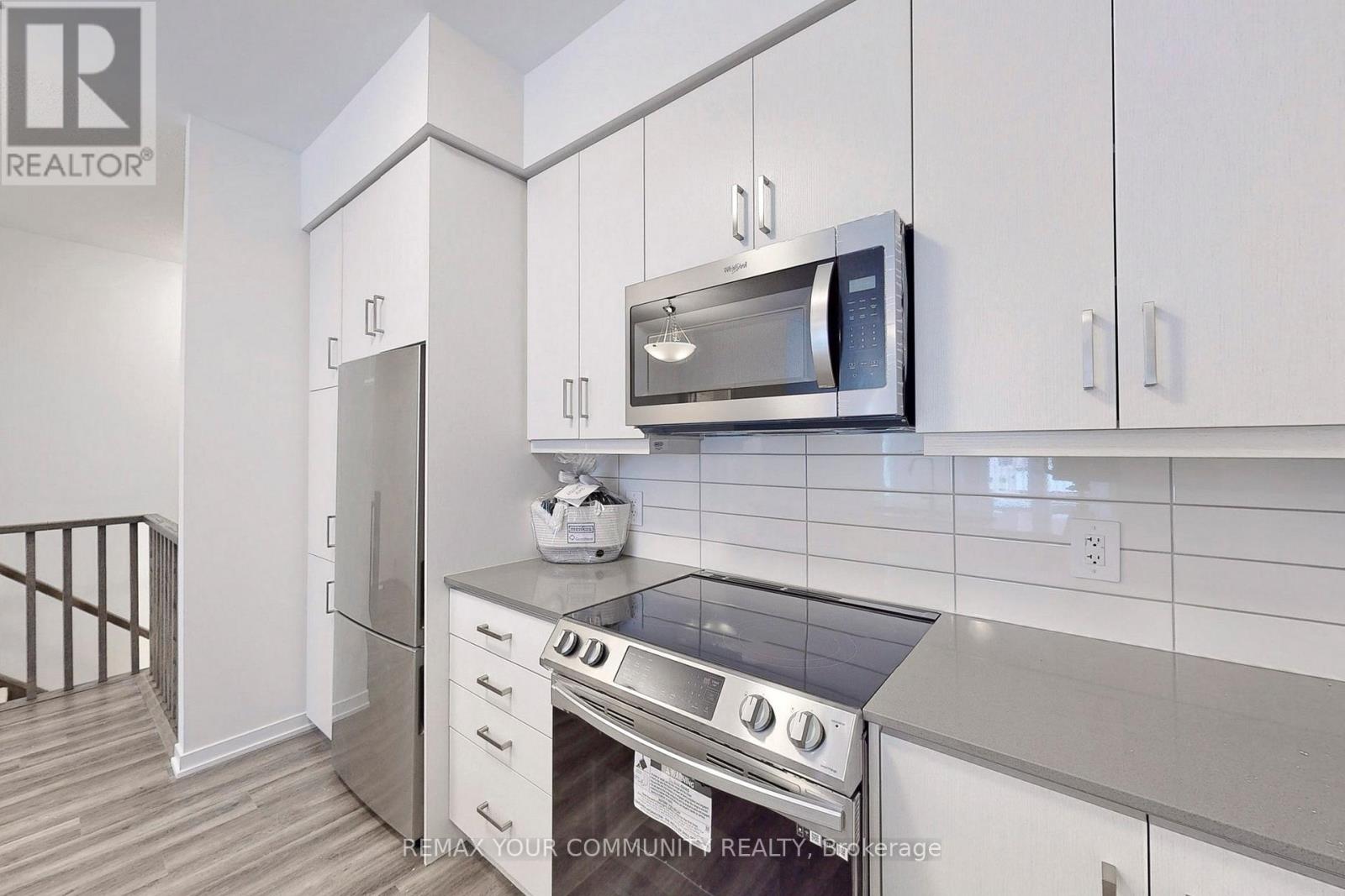 20 - 11 Honeycrisp Crescent, Vaughan, Ontario  L4K 0N6 - Photo 11 - N13085888
