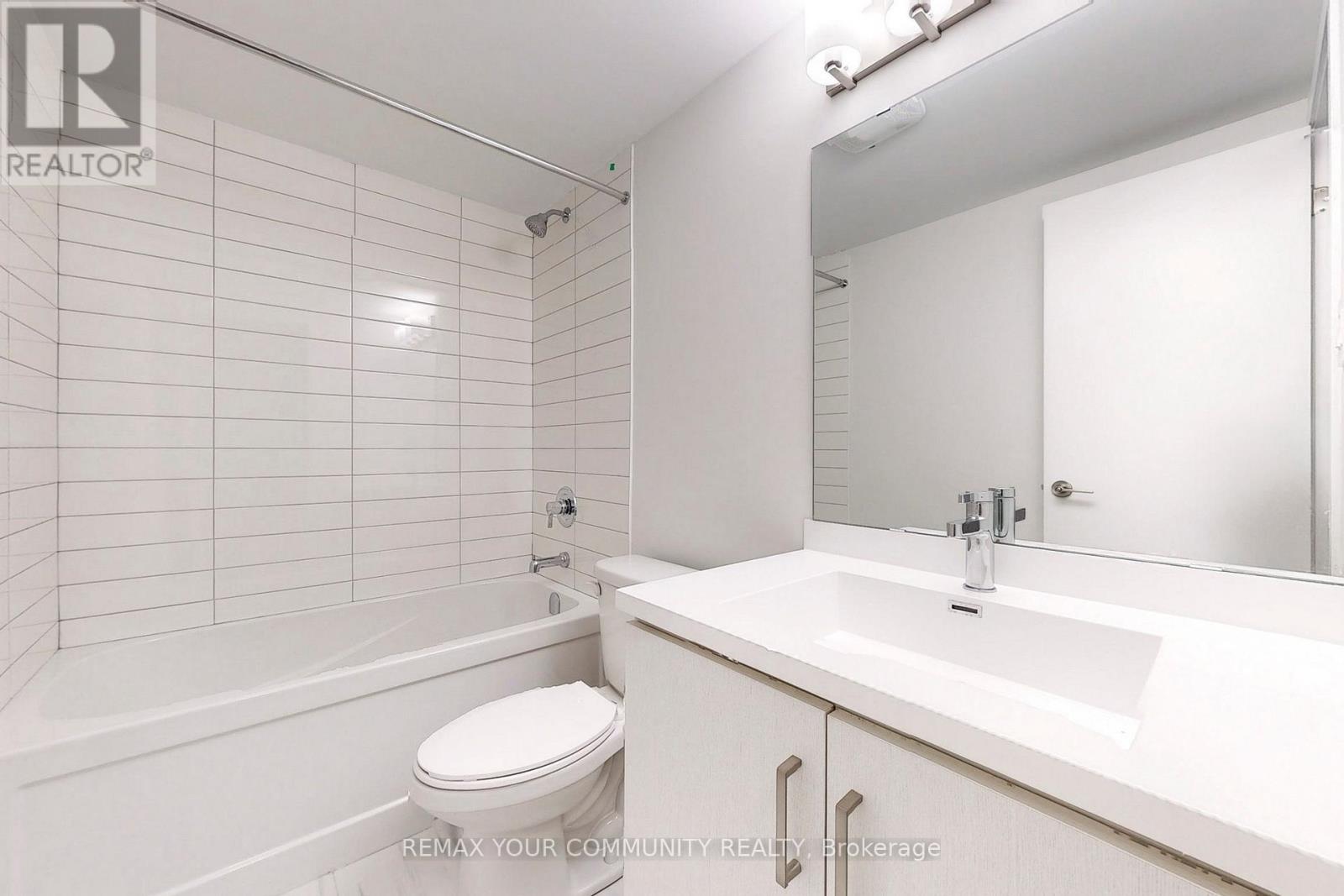20 - 11 Honeycrisp Crescent, Vaughan, Ontario  L4K 0N6 - Photo 21 - N13085888