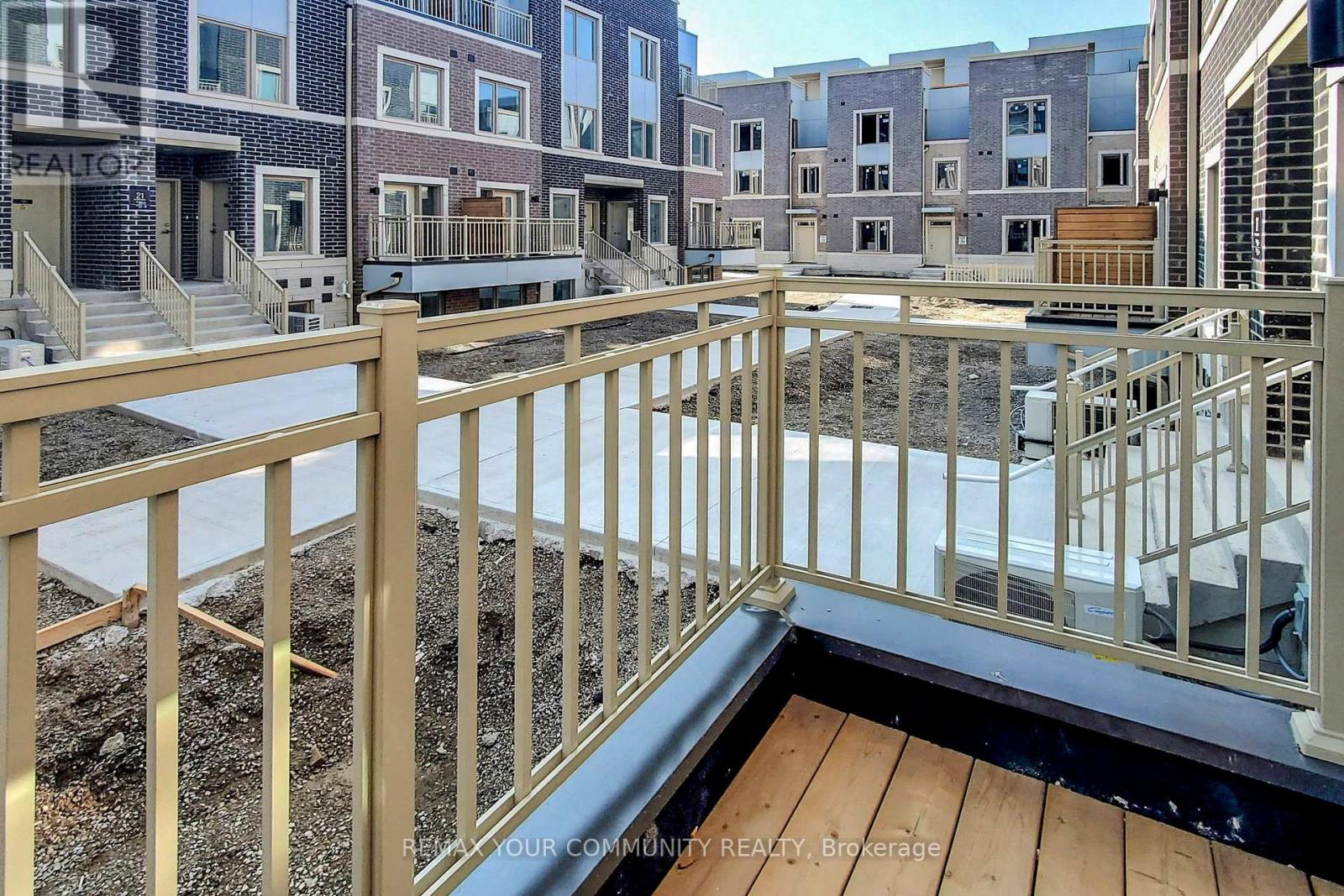 20 - 11 Honeycrisp Crescent, Vaughan, Ontario  L4K 0N6 - Photo 24 - N13085888